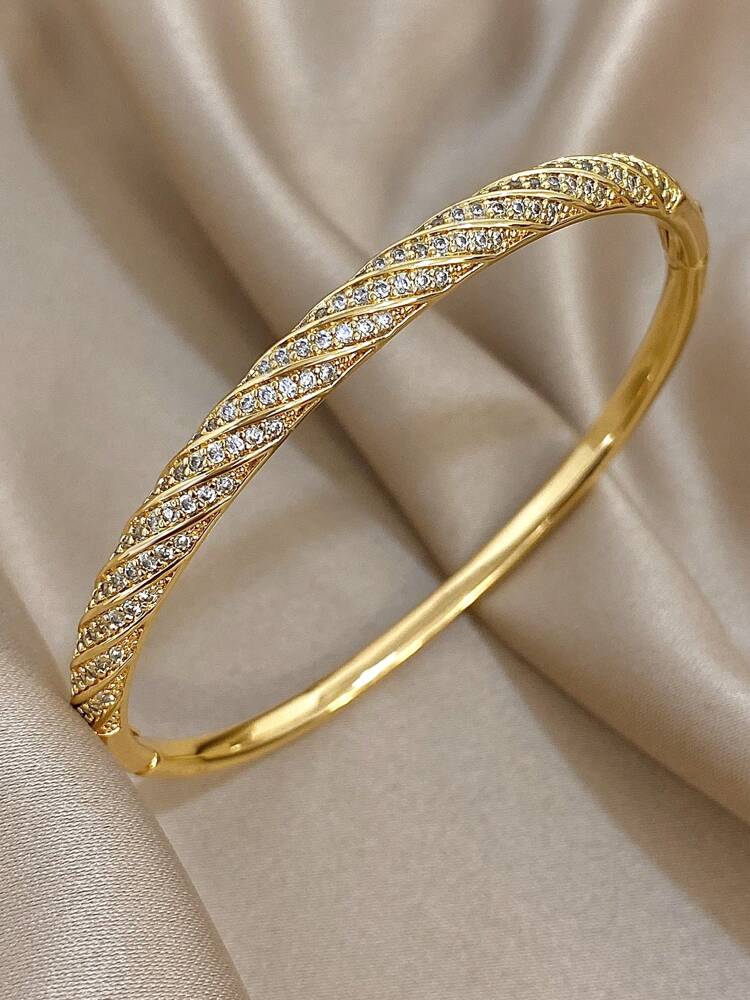 Simple Twisted Copper Alloy Bangle – Elegant Zirconia Bracelet for Women’s Daily Wear & Special Gifts