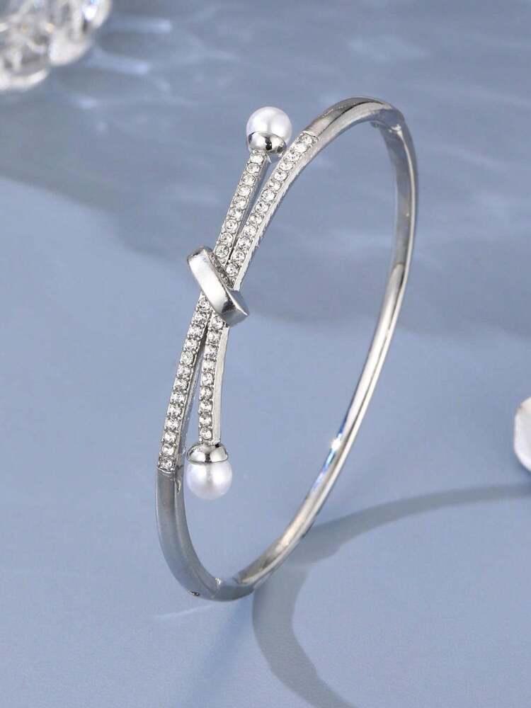 Elegant Women's Bangle With Sparkling Rhinestones And Faux Pearl Accents, Perfect Fashion Jewelry Gift
