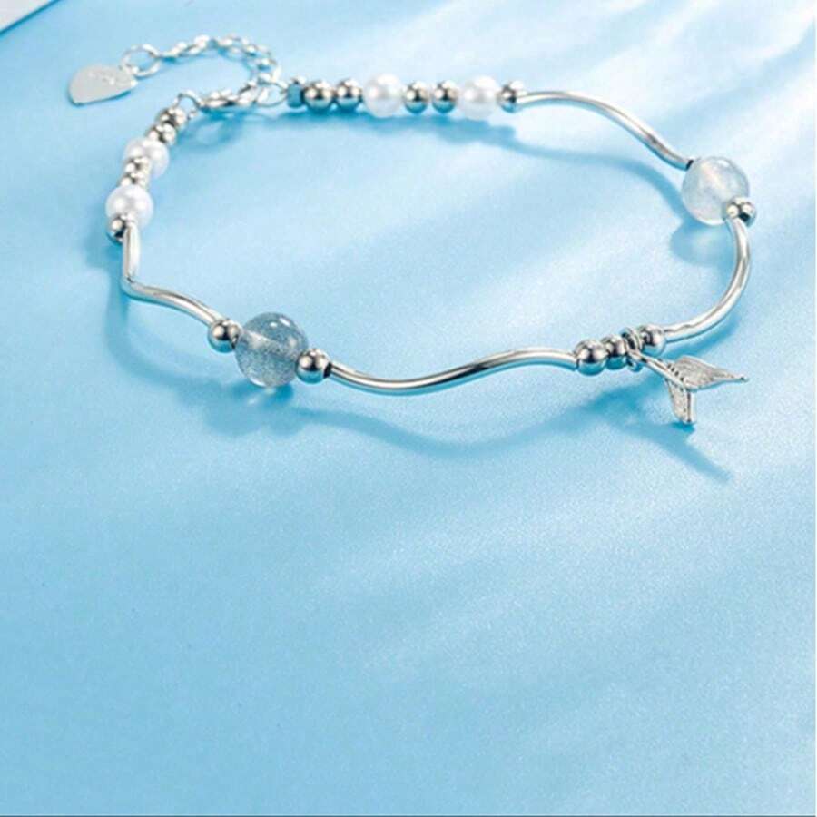 Women’s Minimalist Fish Tail Bracelet – Elegant Twisted Bangle Cuff for Daily Wear & Gifting