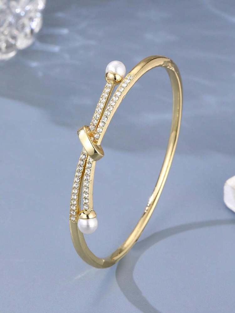 Elegant Women's Bangle With Sparkling Rhinestones And Faux Pearl Accents, Perfect Fashion Jewelry Gift