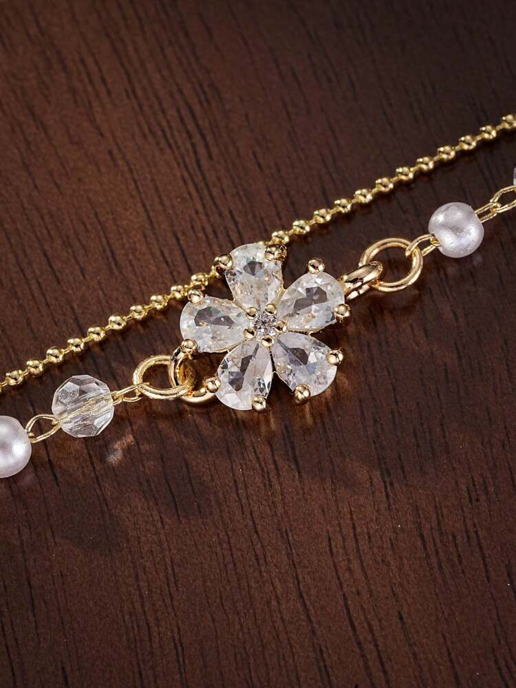 Elegant Sparkling Flower Bracelet – Delicate Chain Jewelry for Women & Girls, Perfect Gift for Her