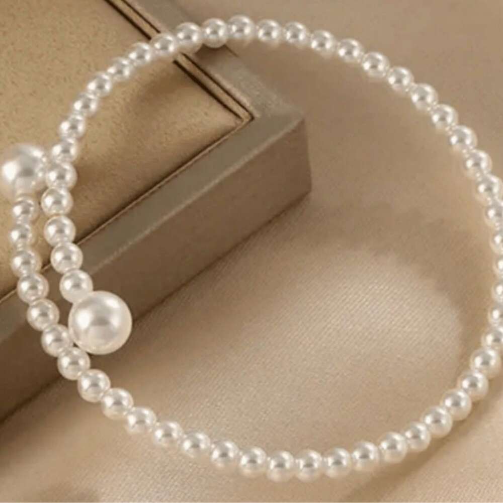 Elegant Adjustable Imitation Pearl Beaded Bracelet With Geometric Design, Vintage-Style Open Bangle For Daily Wear, Parties, And Travel